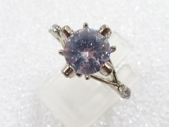 JAPANESE KIMONO / CRYSTAL RING (SIZE 20)